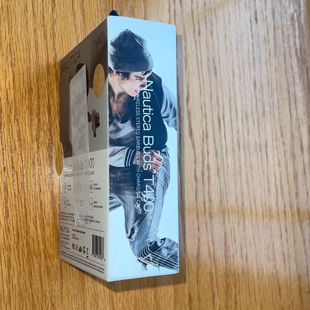 NAUTICA T400 TRUE WIRELESS STEREO EARBUDS WITH CHARGING CASE - Picture 3 of 9